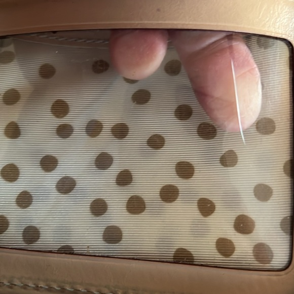 Kate spade large wallet. - Picture 4 of 7